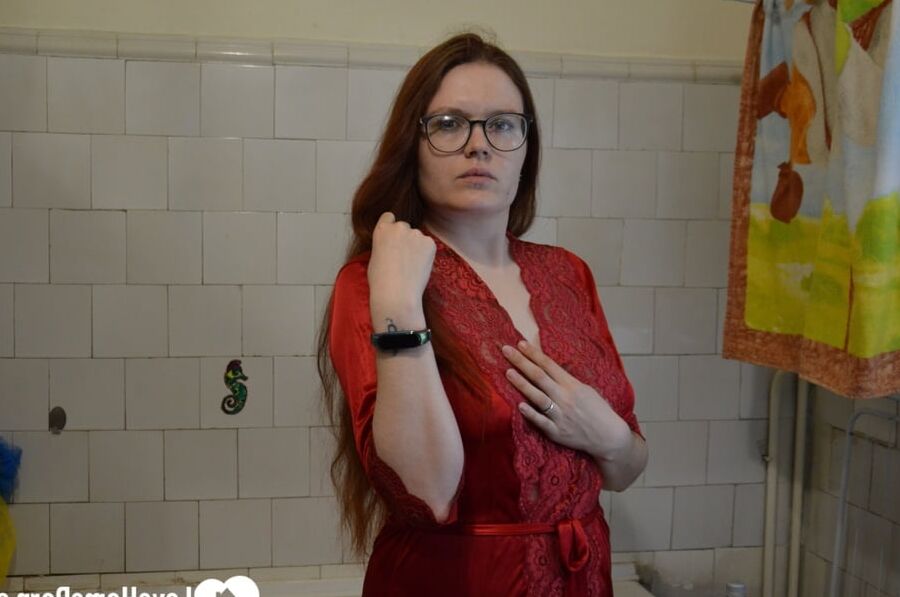 Hot teacher strips and takes a nice bath