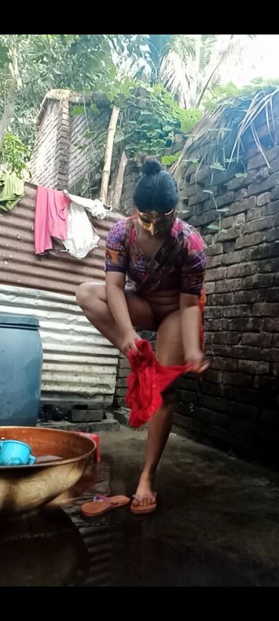 Bathing and peeing