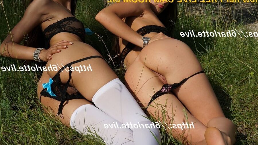 With my girl friend flashing in park