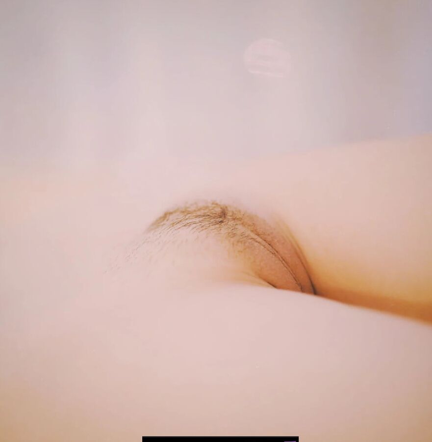 Selfie Porn Pic 28