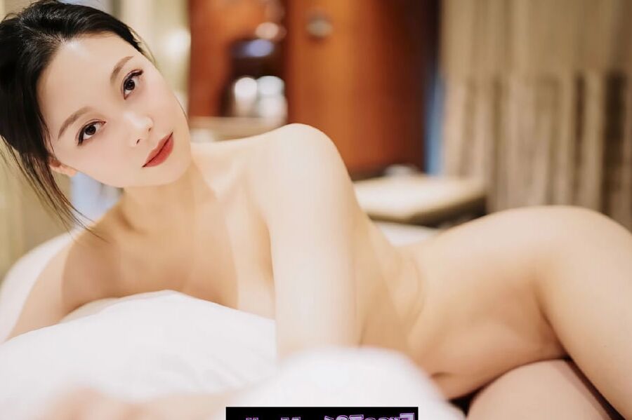 Selfie Porn Pic 28