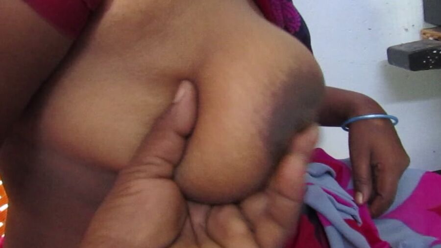 Tamil horny aunty showing her boobs