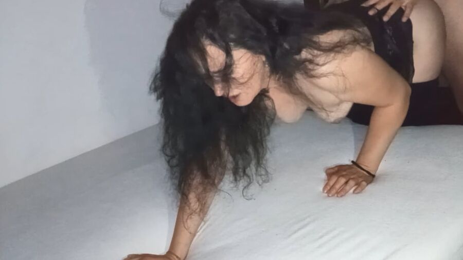 Mature MILF Housewife