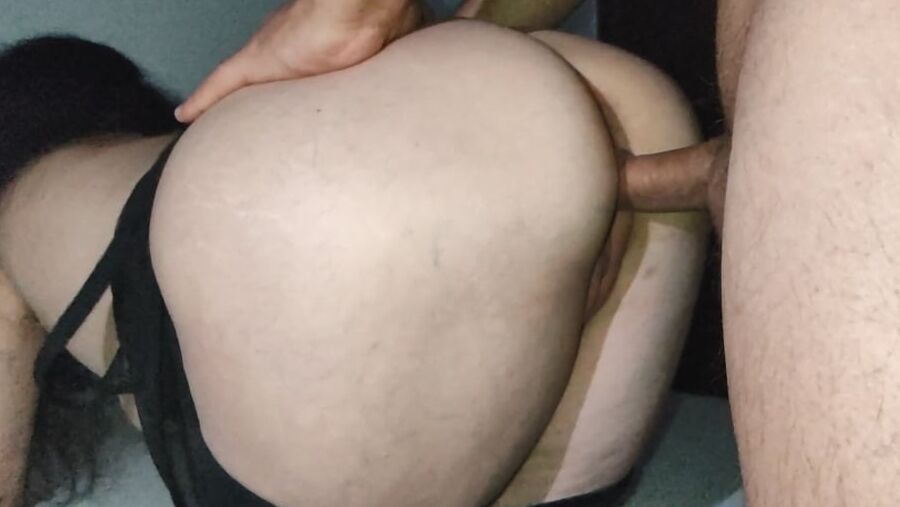 Mature MILF Housewife