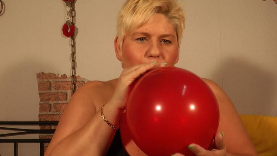 Bright Red Balloon