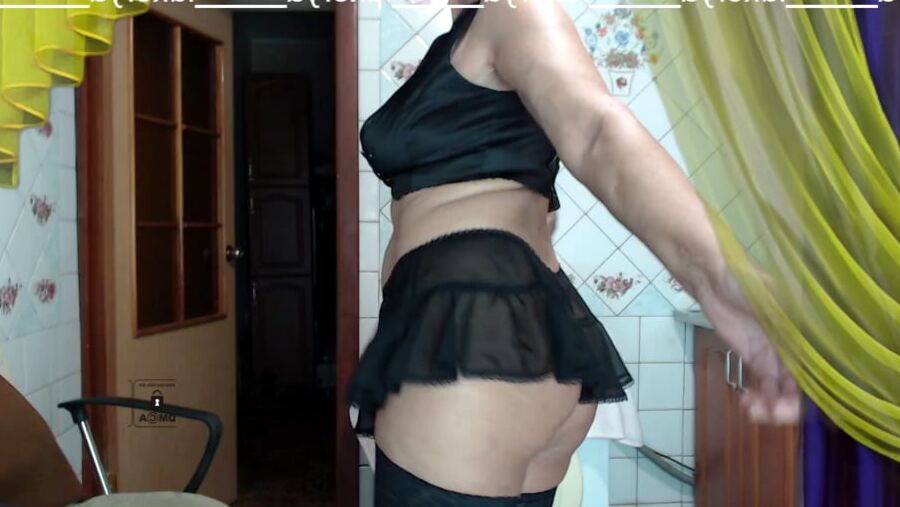 Big round sexy ass of old fun Lukerya