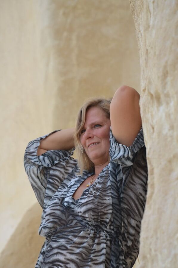 Shooting at the rocks 2
