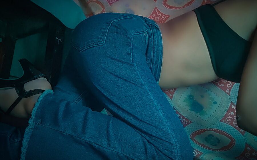 My full body is there for you to lick