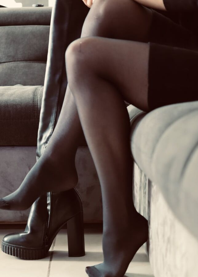 Slut wife put plug ass nylon boot high skirt for show pussy
