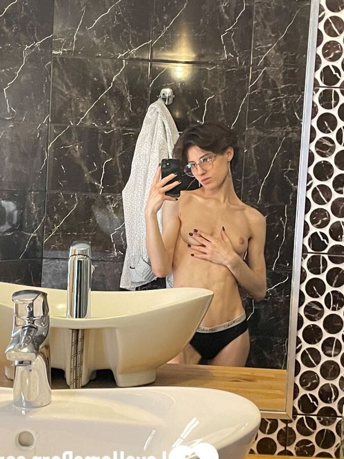 Having a big mirror is really amazing