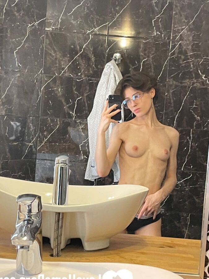 Having a big mirror is really amazing