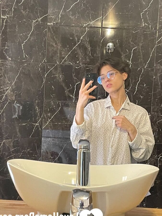 Having a big mirror is really amazing