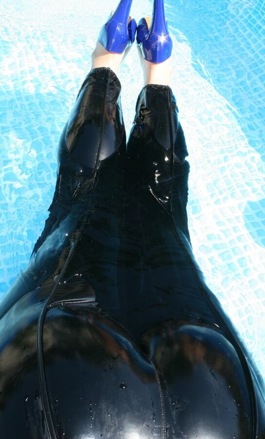 BWB in the pool