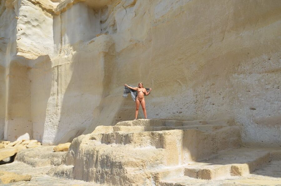 Shooting at the rocks