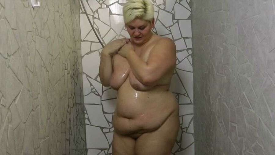 Golden shower for me