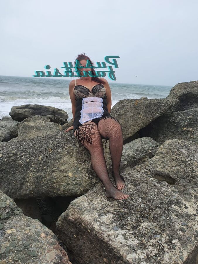 Beach lingerie session