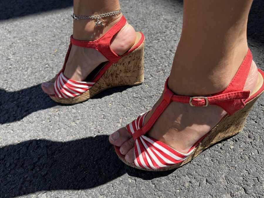 Feet