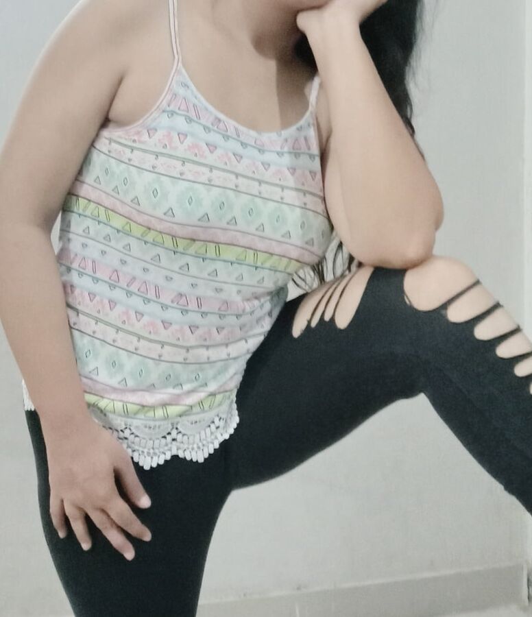 Horny girl wait for hard dic play sex