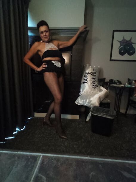 Who would like cleanjean as their french maid?