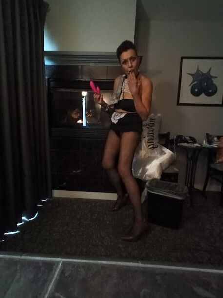 Who would like cleanjean as their french maid?