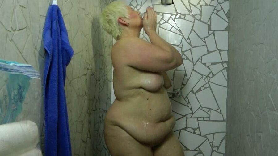 Bubbles in the shower