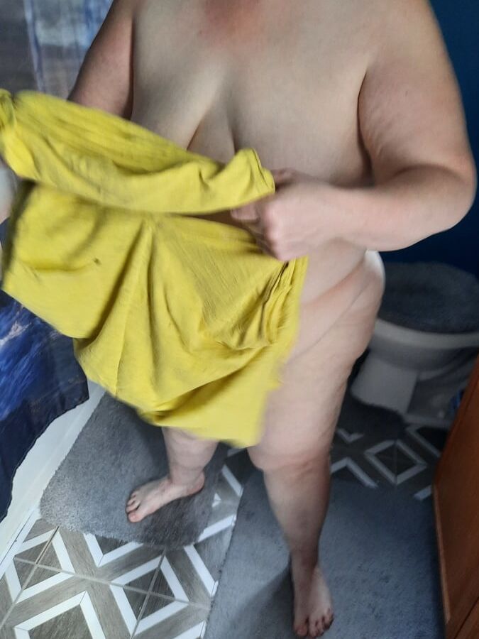 Have some pics of my bbw wife