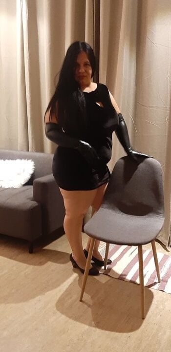 Mommy attends your graduation party