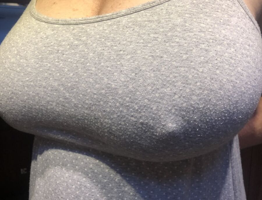 My wife CIM shows her heavy tits in nightwear’s