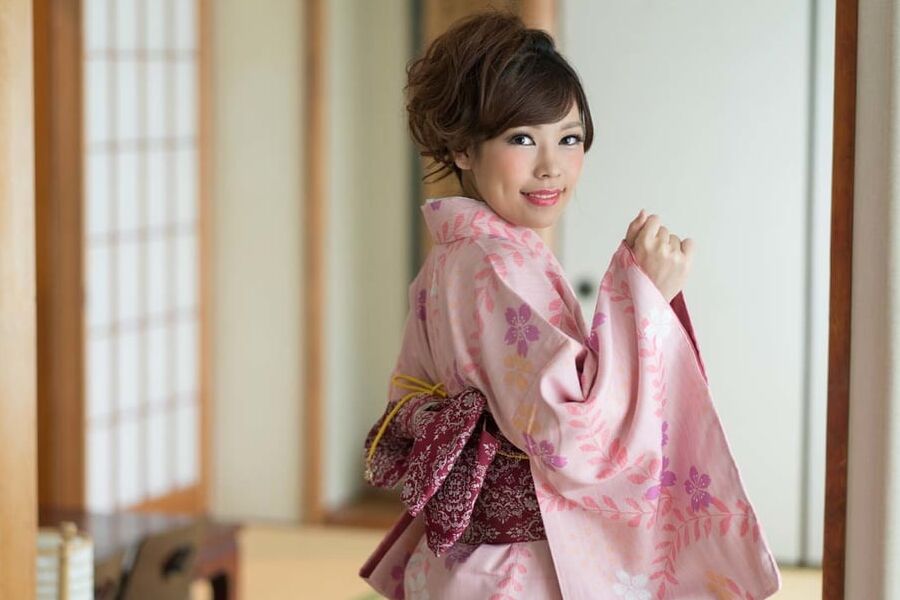 Kotomi Yamasaki :: Kimono Beauty Following Your Orders - CAR