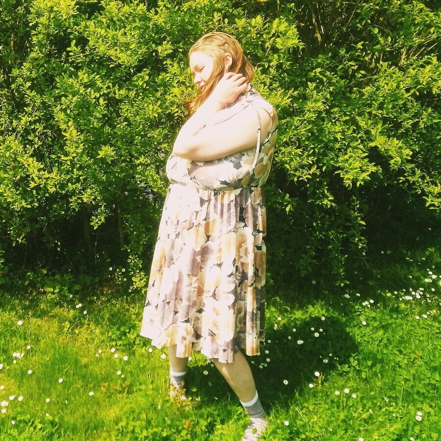 Meine Frau im Kleid
