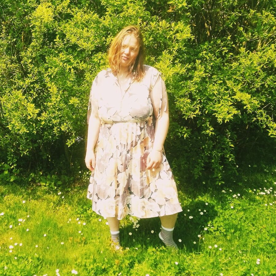 Meine Frau im Kleid