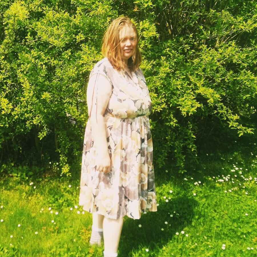 Meine Frau im Kleid