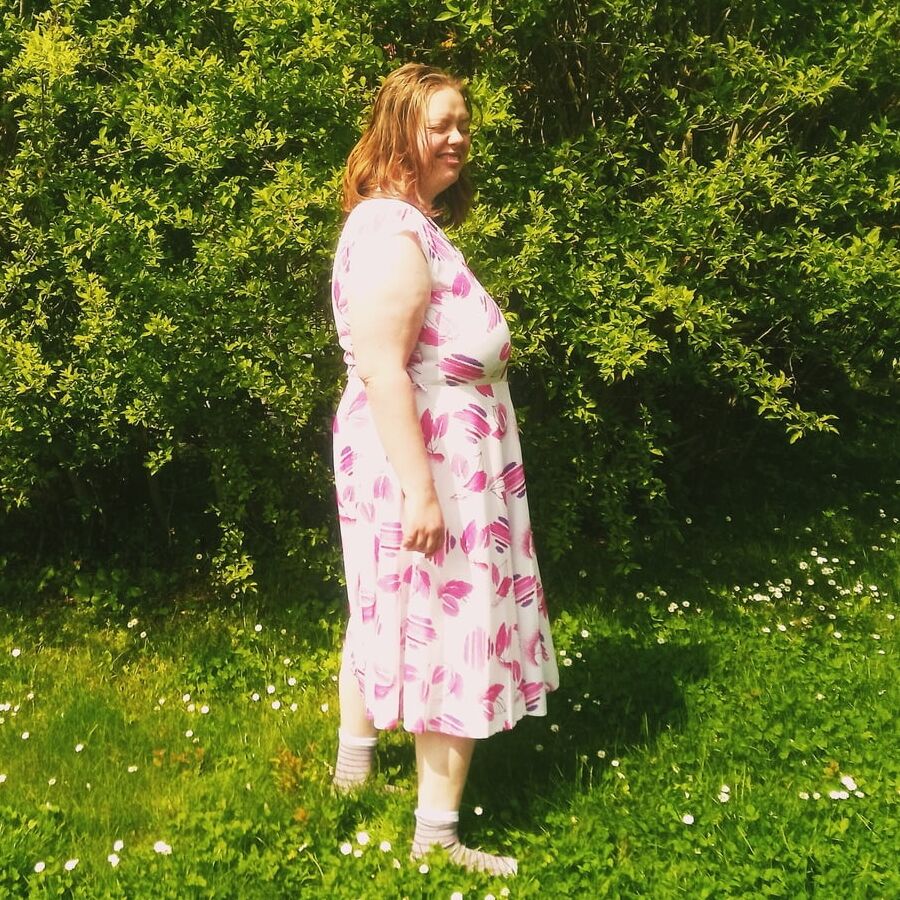 Meine Frau im Kleid