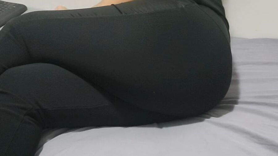 BUNDA (BIG BUTT)