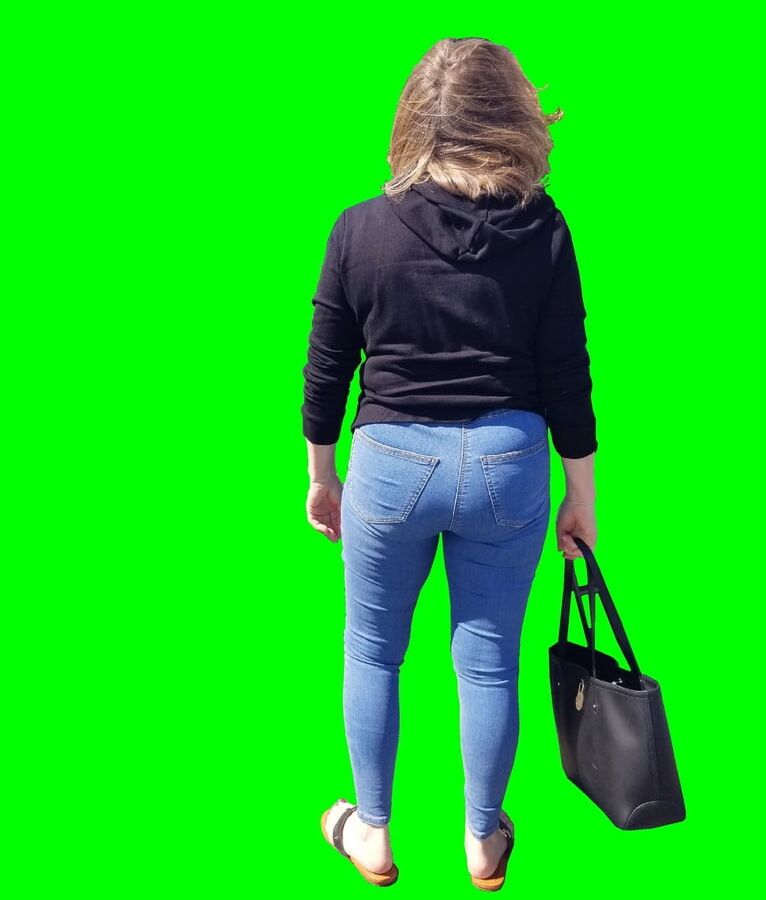 GILF Marie ready for photo editing
