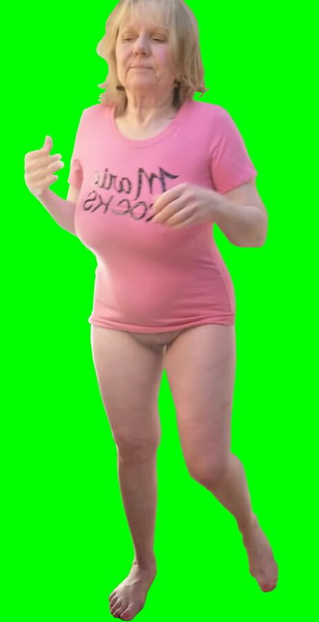 GILF Marie ready for photo editing