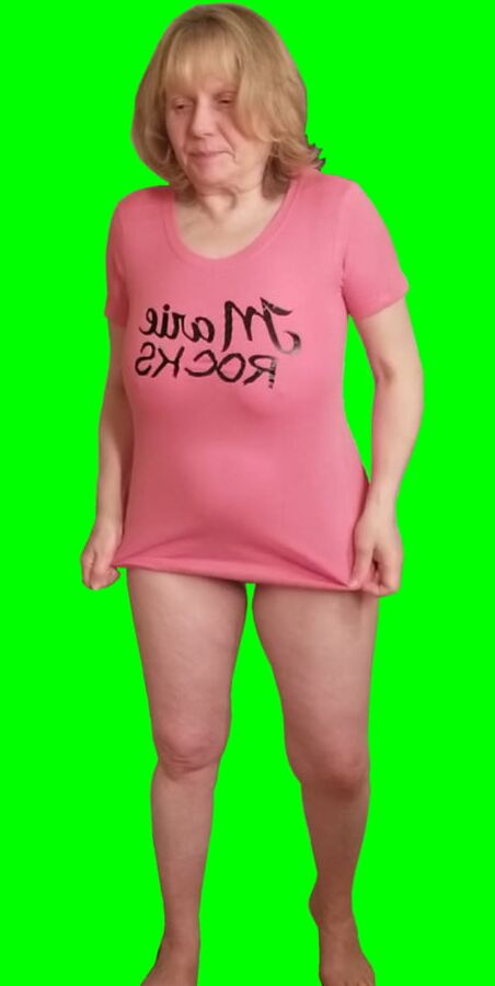 GILF Marie ready for photo editing