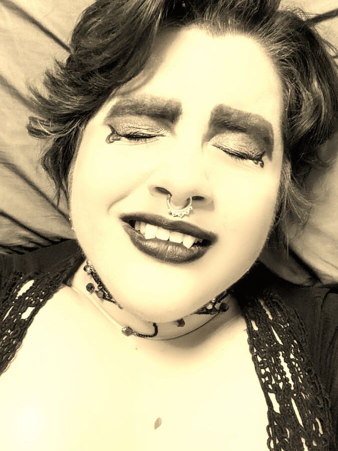 Fang Whore
