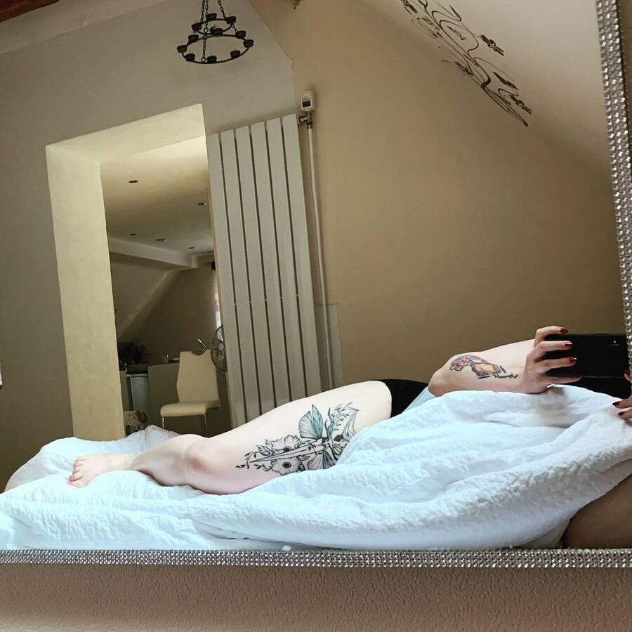 Photo Mix - German Goth BBW