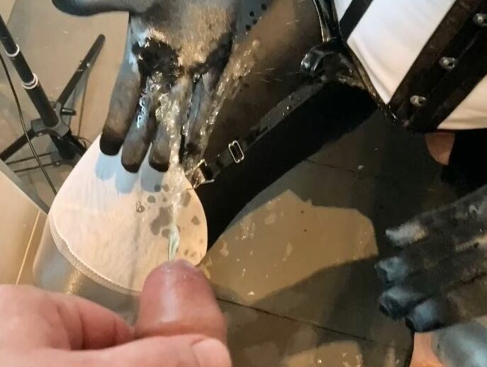 Black and white pissing and blowjob