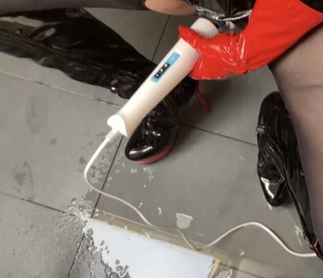 Black and Red Fetish Pissing
