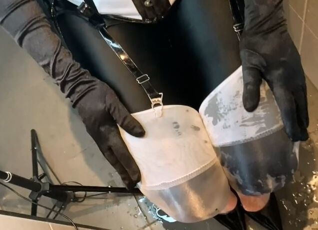 Black and white pissing and blowjob