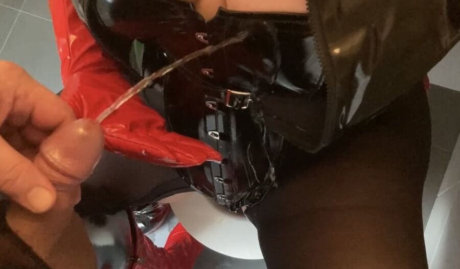 Black and Red Fetish Pissing