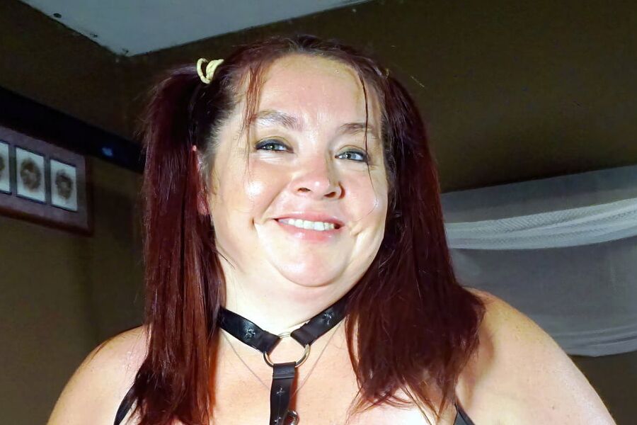 Sexy BBW Leather Pussy Photoset