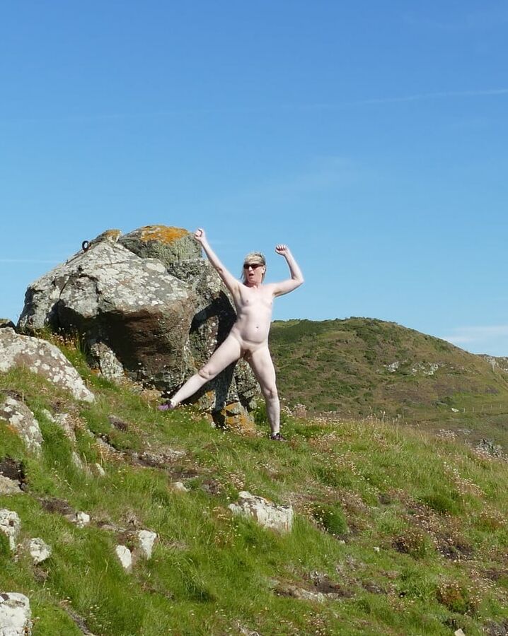 British Milf Naked in a Beauty Spot