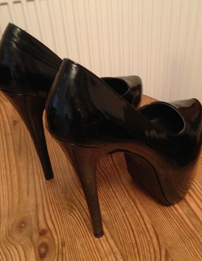 My sexy high heels (UK SIZE 7)