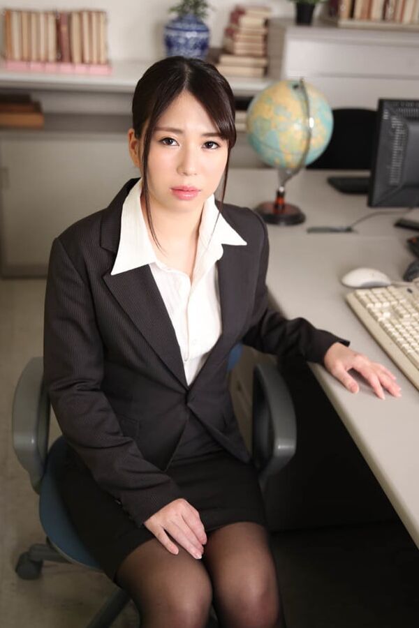 Kana Takashima :: The Task of New Employee Vol.23 - CARIBBEA