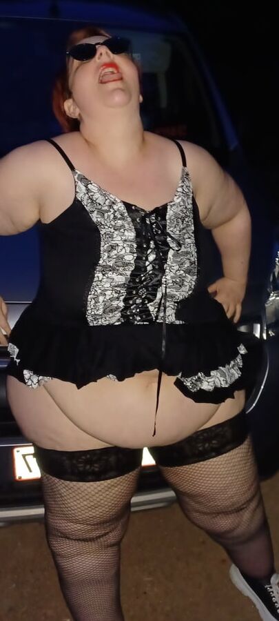 Karcelyne outdoorflash