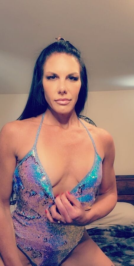 SashiaBlue Pic Set