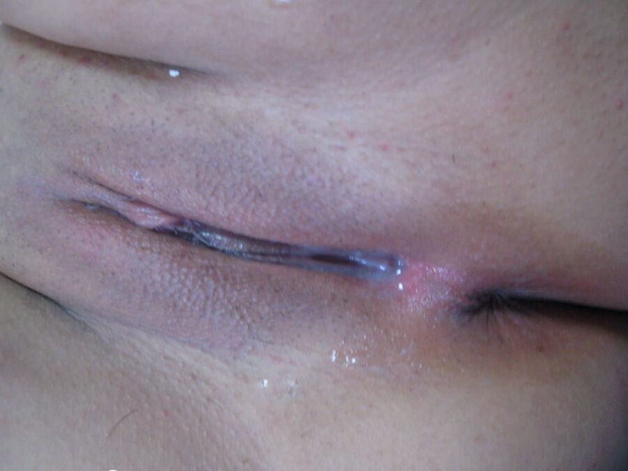 Chubby Asian shows off her hot curves